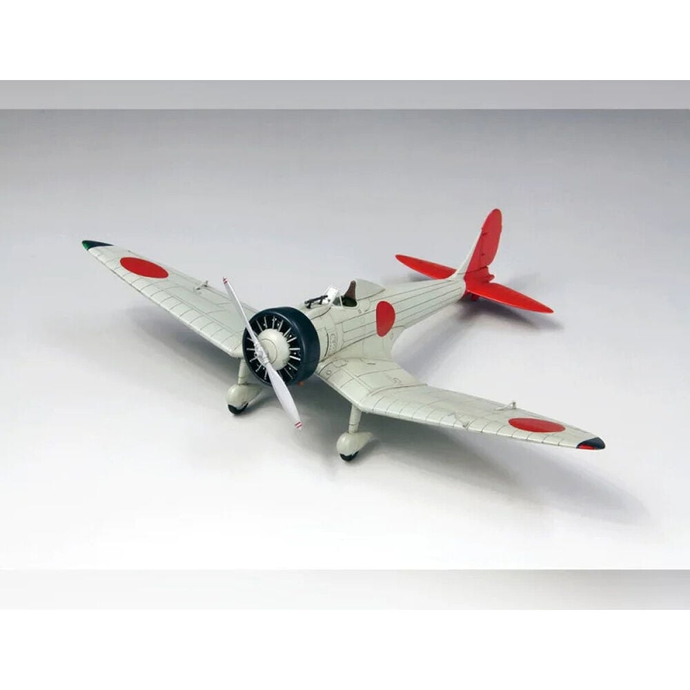 Maqueta Type 9 Fighter de Studio Ghibli a escala 1:48
