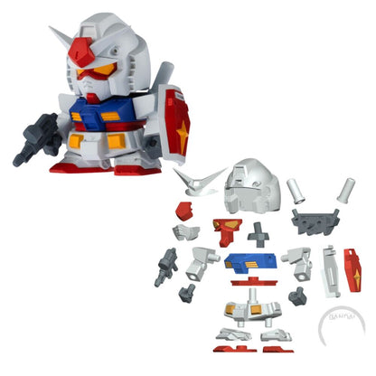 Figura miniatura Bandai Shokugan Gundam desmontada