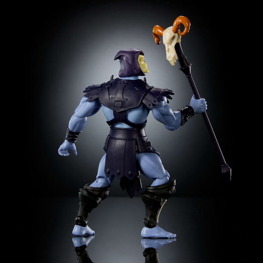 Figura articulada de Skeletor con báculo y dos espadas - 3