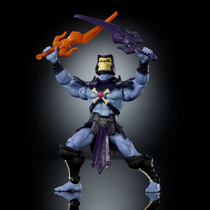 Figura articulada de Skeletor con báculo y dos espadas - 6