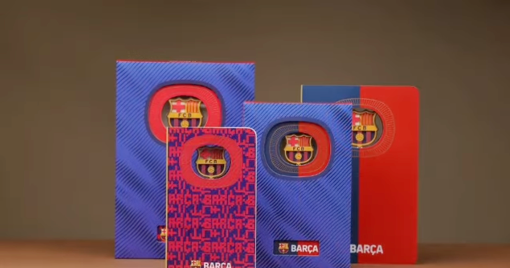 Cuaderno A5 del FC Barcelona con escudo 3D y diseño blaugrana - 2