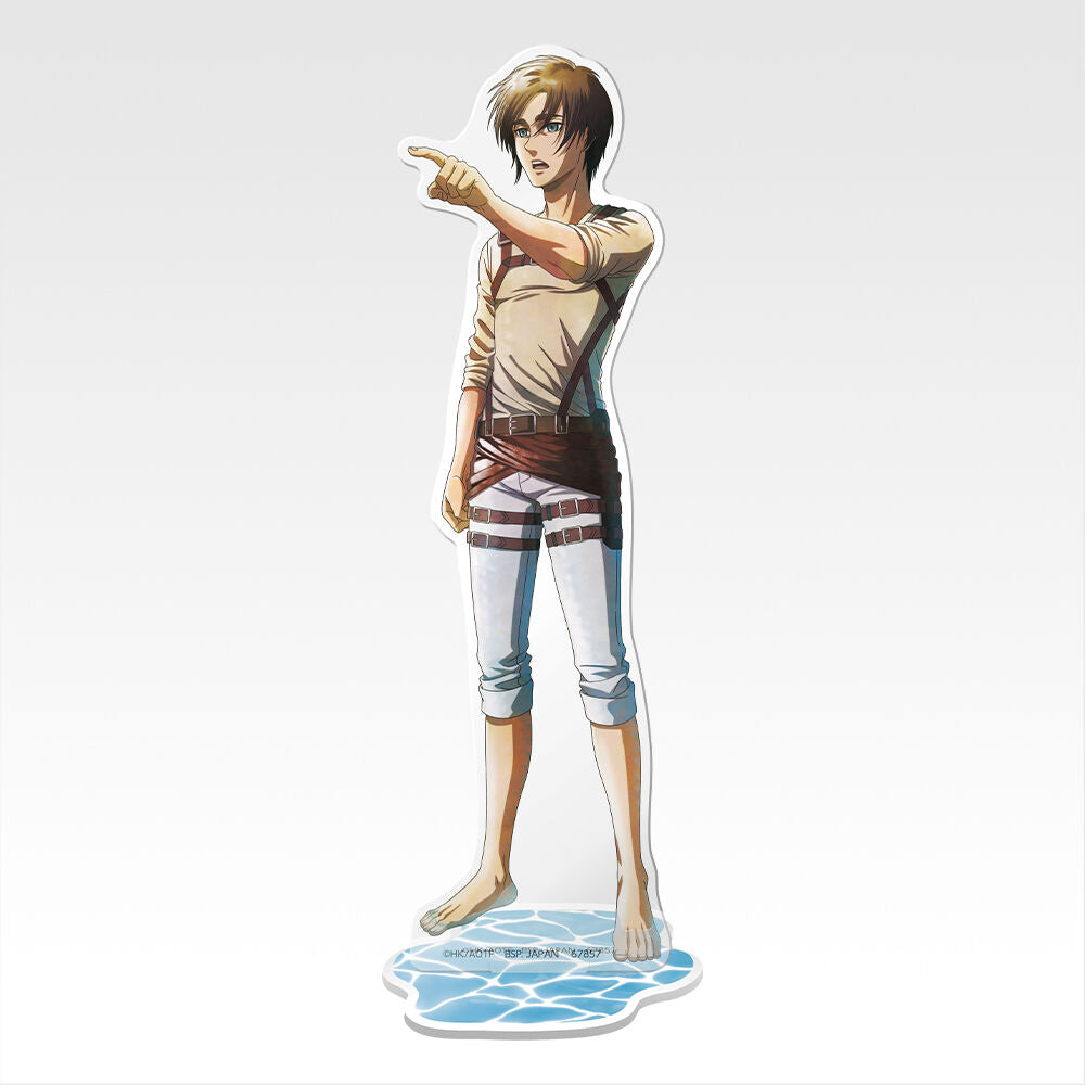 Pack Ichiban Kuji Attack on Titan con el Titán Bestia y Levi - 6