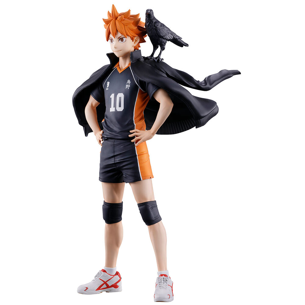 Figura Ichibansho de Shoyo Hinata con uniforme de Karasuno y un cuervo