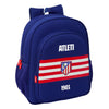 Mochila azul del Atlético de Madrid con franjas rojiblancas y escudo