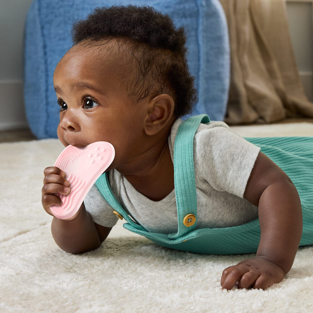 Set sensorial de cuidado personal Fisher-Price con seis juguetes para bebé - 6