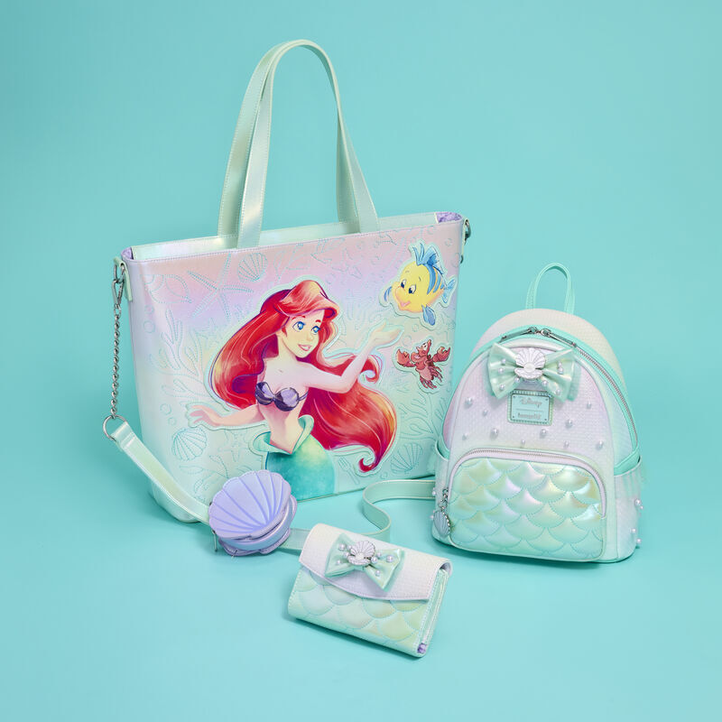 Mochila iridiscente de La Sirenita Disney Loungefly con escamas, lazo y perlas - 5
