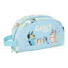 Neceser azul Bluey SAFTA con asa lateral y personajes ilustrados