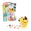 Tarrina de slime sensorial amarillo con figuras decorativas