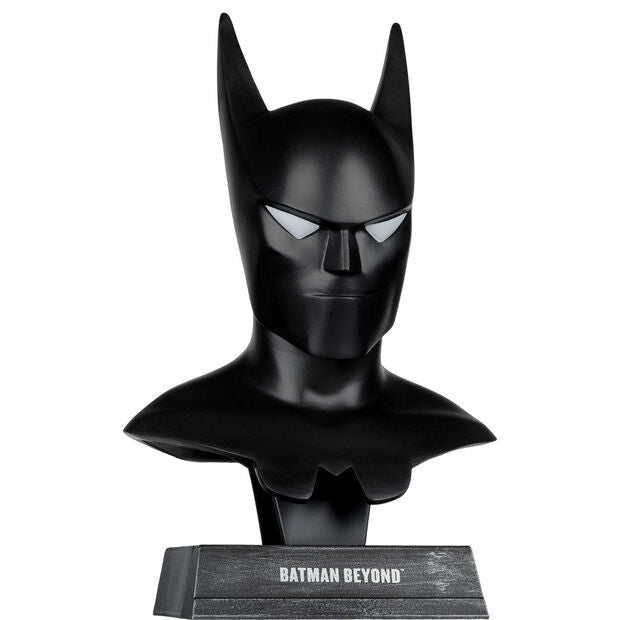 Busto negro de Batman Beyond de McFarlane Toys en su caja - 2