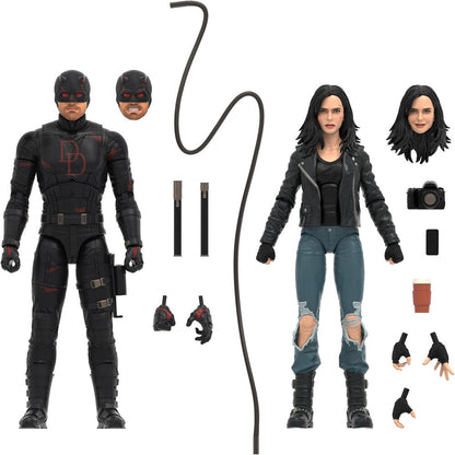 Figuras articuladas de Daredevil y Jessica Jones Marvel Legends con accesorios