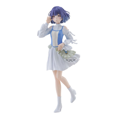 Figura de Misuzu Hataya con vestido blanco y azul