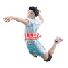 Figura Banpresto de Hajime Iwaizumi de Haikyu!! en pose de voleibol