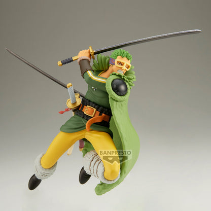 Figura de Roronoa Zoro de One Piece con tres espadas en pose de combate - 3