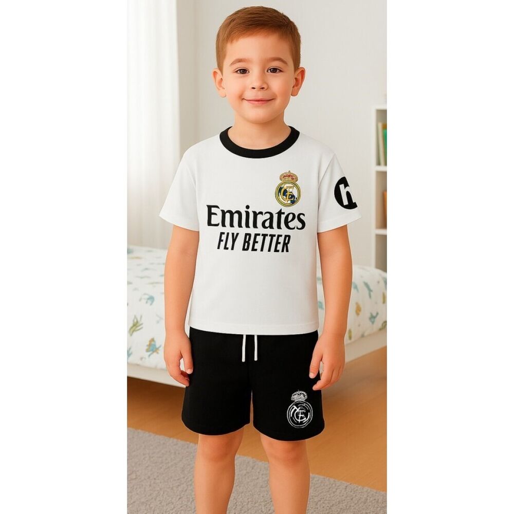 Pijama infantil del Real Madrid con camiseta blanca y pantalón corto negro - 2