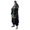 Figura de Kenjaku de Jujutsu Kaisen con túnica oscura y brazos cruzados