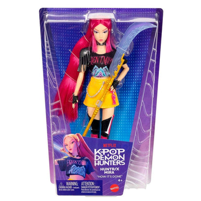 Muñeca Mira de KPop Demon Hunters con cabello rosa y bastón - 2
