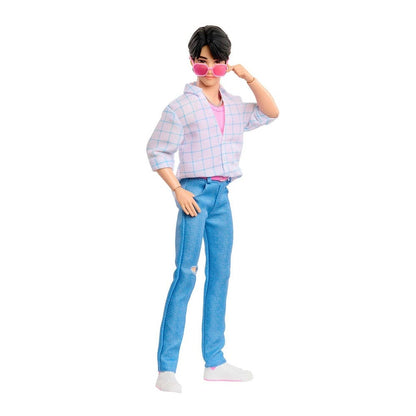 Muñeco Jinu de KPop Demon Hunters con camisa de cuadros y vaqueros - 3