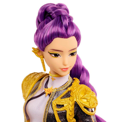 Muñeca musical Rumi de KPop Demon Hunters con cabello morado y atuendo dorado - 4