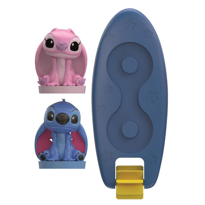 Juguete de baño flotante con Stitch y Ángel sobre una tabla de surf - 3