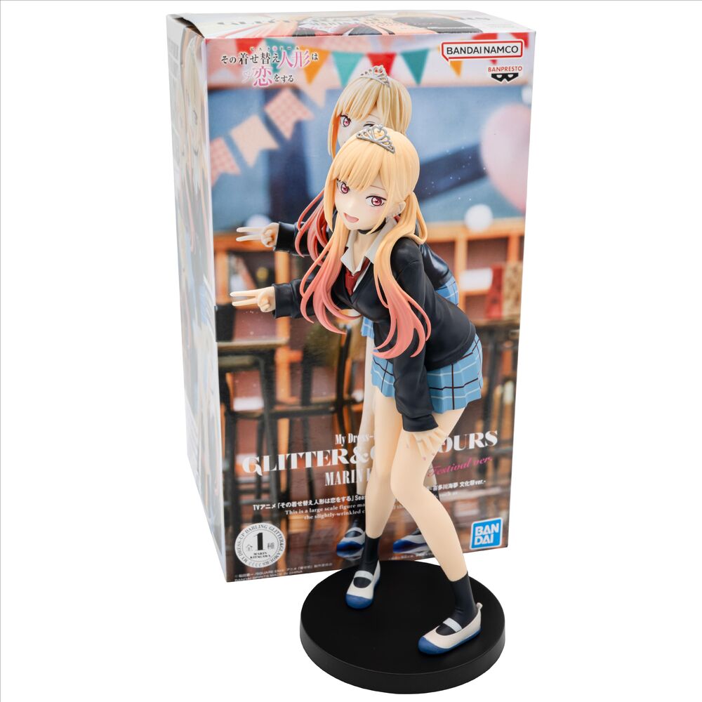 Figura de Marin Kitagawa con uniforme escolar y tiara sobre base negra - 6