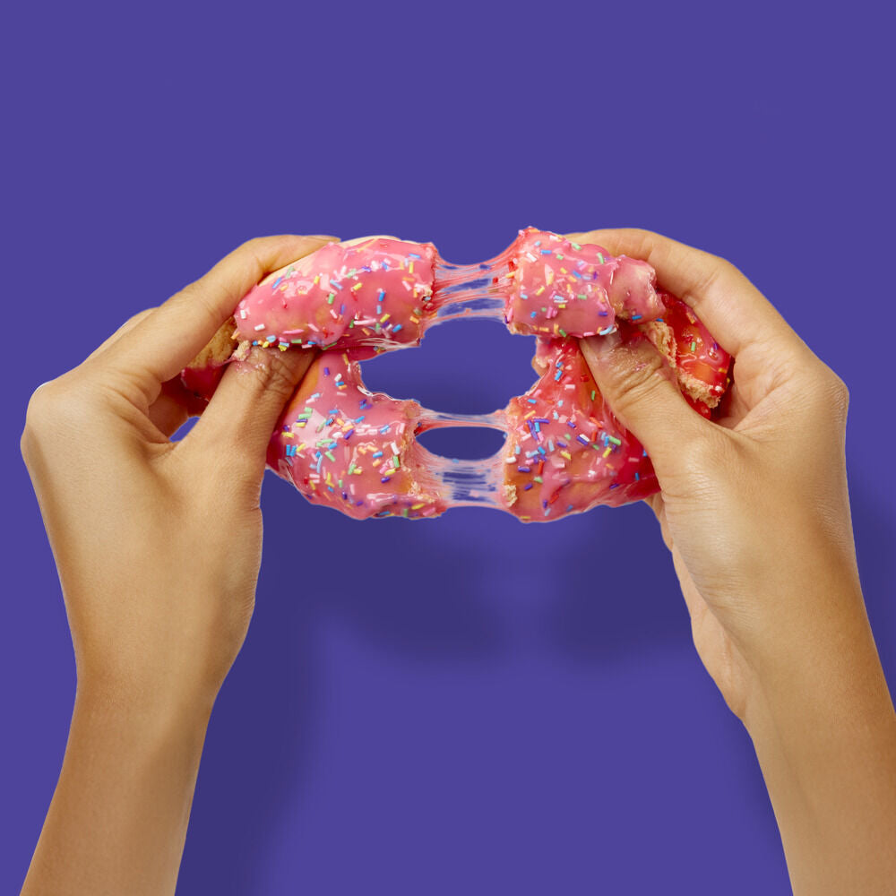 Kit Slime Life de MGA para crear un donut rosa glaseado - 16