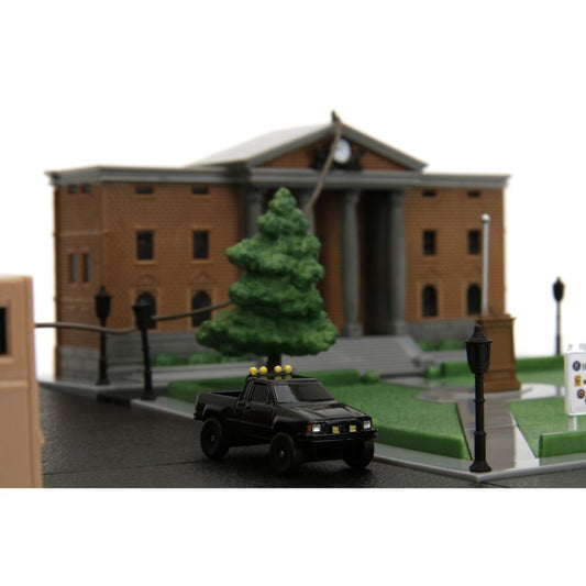 Diorama de la Plaza de la Corte de Hill Valley de Regreso al Futuro - 4