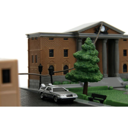 Diorama de la Plaza de la Corte de Hill Valley de Regreso al Futuro - 6
