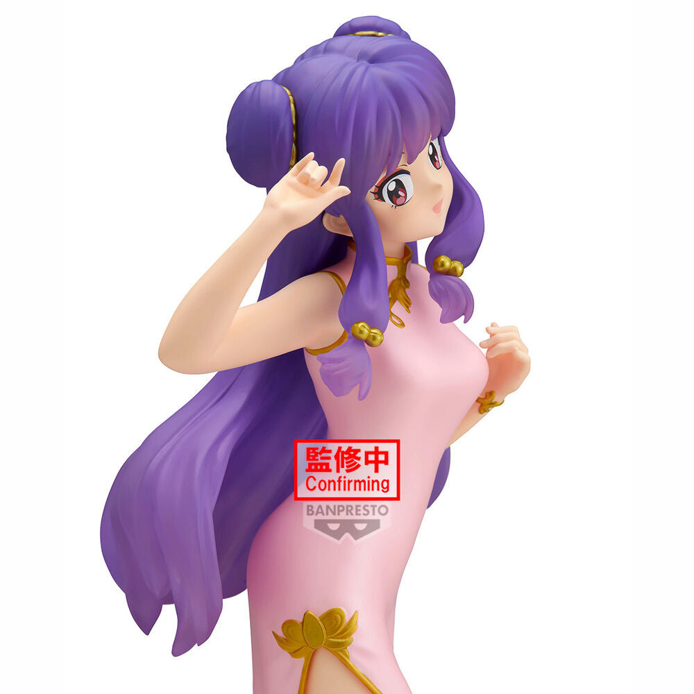 Figura de Shampoo de Ranma 1/2 con vestido rosa y cabello morado - 4