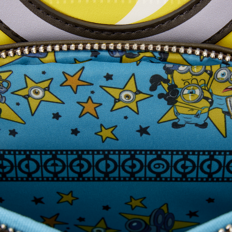 Mochila amarilla Loungefly de Minions 3 con bolsillo frontal - 4