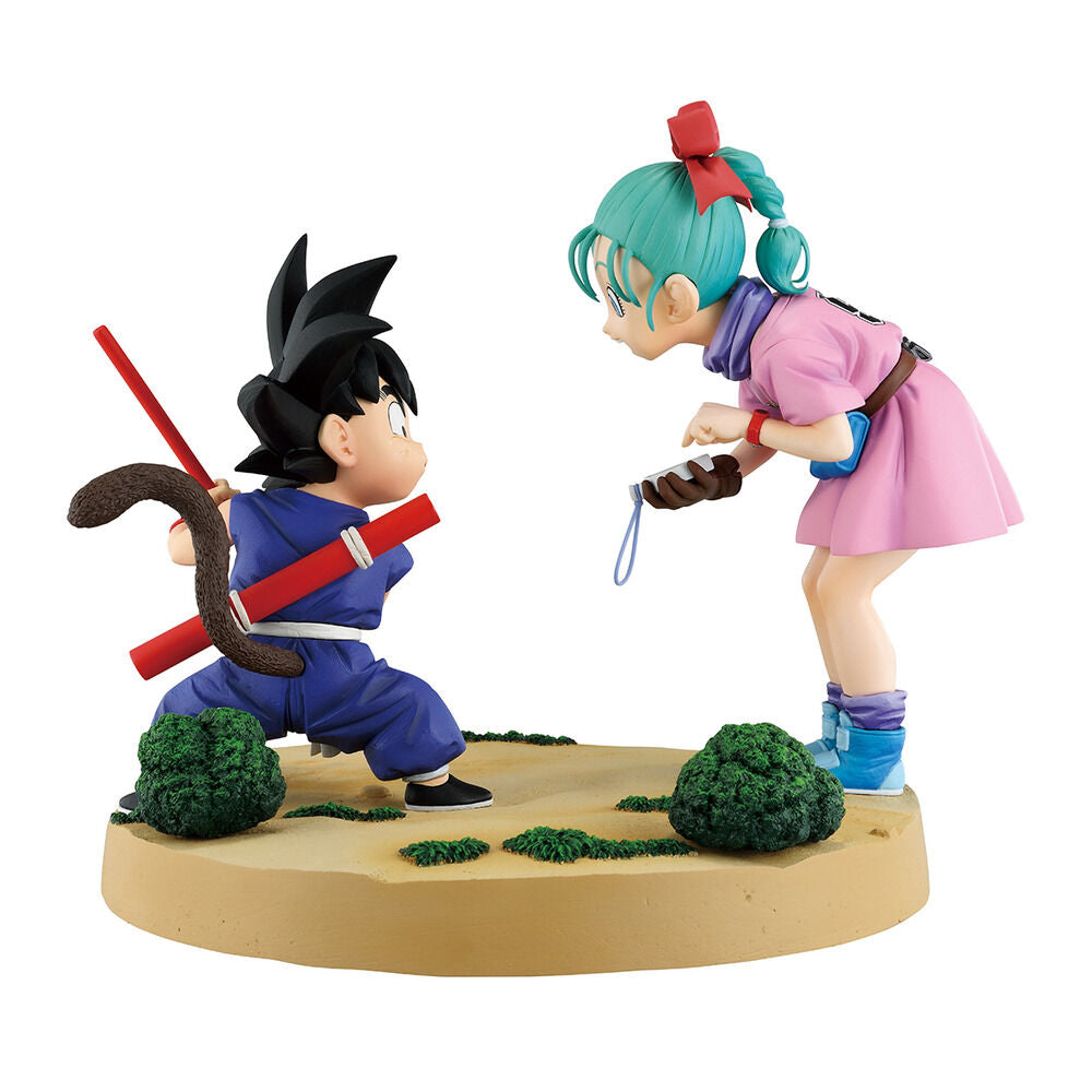 Figura Ichibansho de Goku y Bulma de Dragon Ball sobre una base escénica - 4