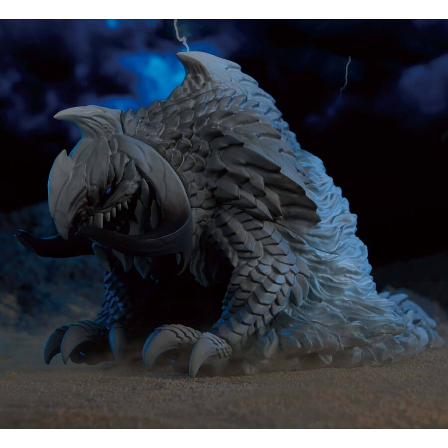 Figura de Arkveld de Monster Hunter con placas, colmillos y garras