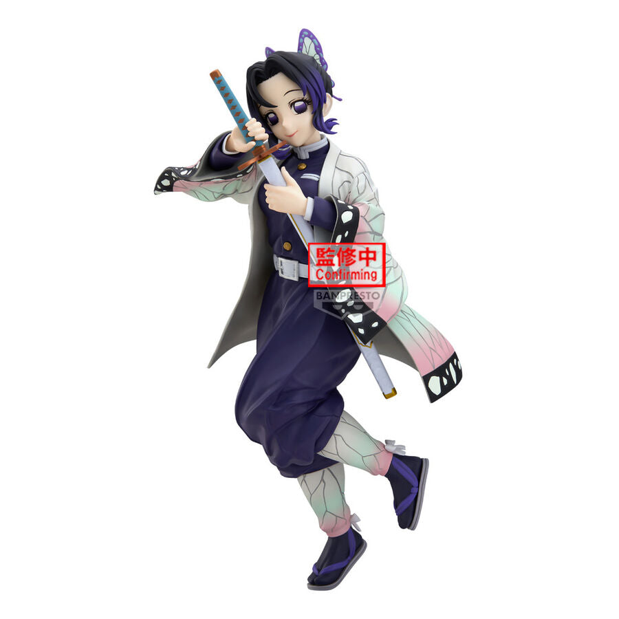 Figura Shinobu Kocho II de Demon Slayer con espada y detalles de mariposa
