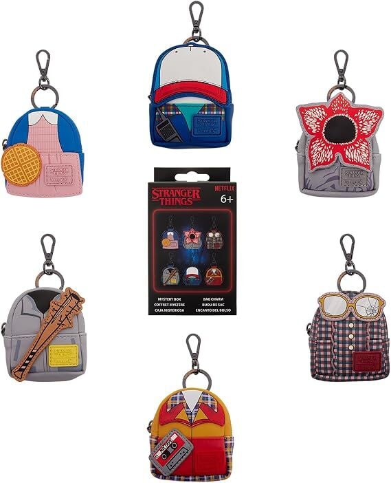 Llavero mochila Mystery LOUNGEFLY de Stranger Things 10th Anniversary