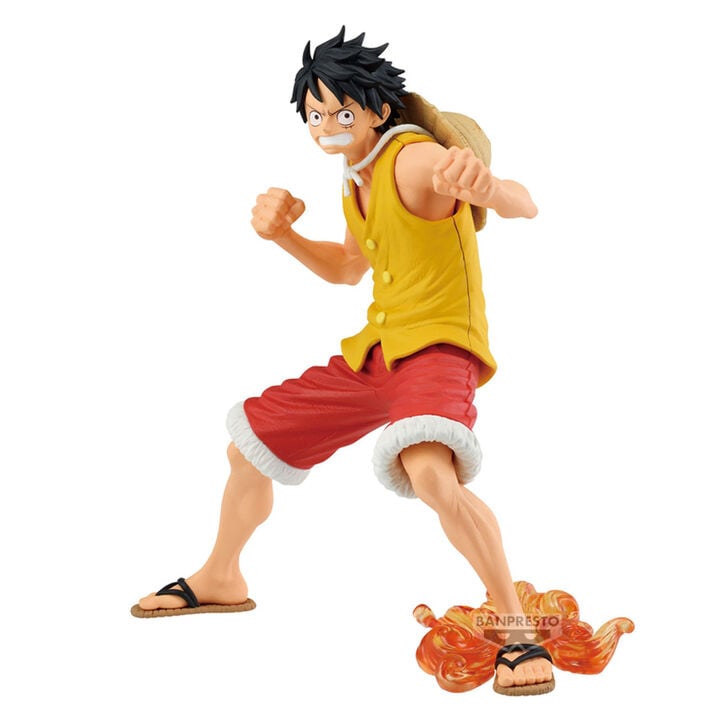 Figura de Monkey D. Luffy de One Piece con pose dinámica, chaleco amarillo y pantalón rojo