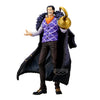 Figura de Crocodile de One Piece con abrigo oscuro y garfio