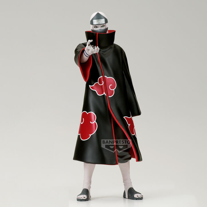 Figura de Kakuzu de Naruto Shippuden con capa negra y nubes rojas - 2