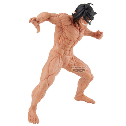 Figura de Eren en forma de Titán de Attack on Titan en pose de combate