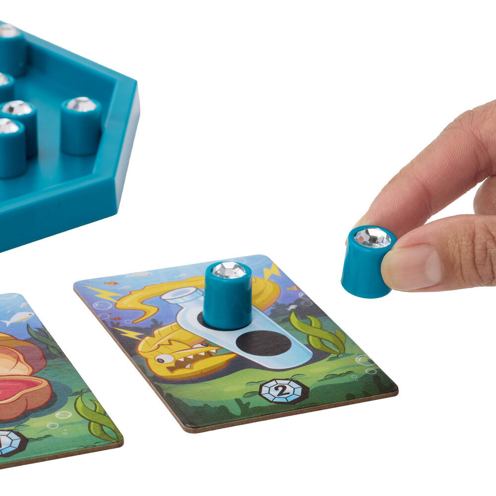 Juego de cartas Mattel Deep Sea Diamond Dive con gemas y cartas de tesoro - 3