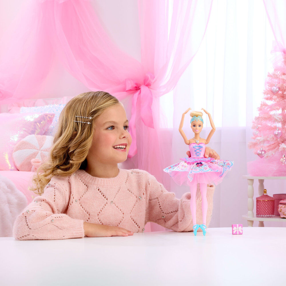 Muñeca Clara Barbie en El Cascanueces con tutú rosa y zapatillas turquesa - 4