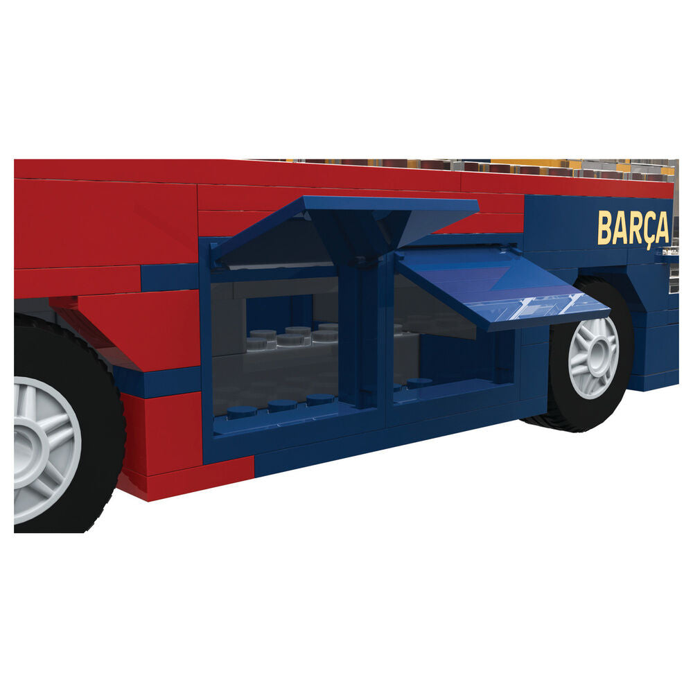 Set de construcción del autobús del FC Barcelona con tres figuras - 3