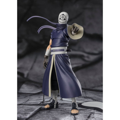 Figura de Obito Uchiha S.H.Figuarts en escena de combate - 3