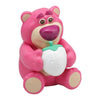 Lámpara quitamiedos de Lotso de Toy Story abrazando una fresa