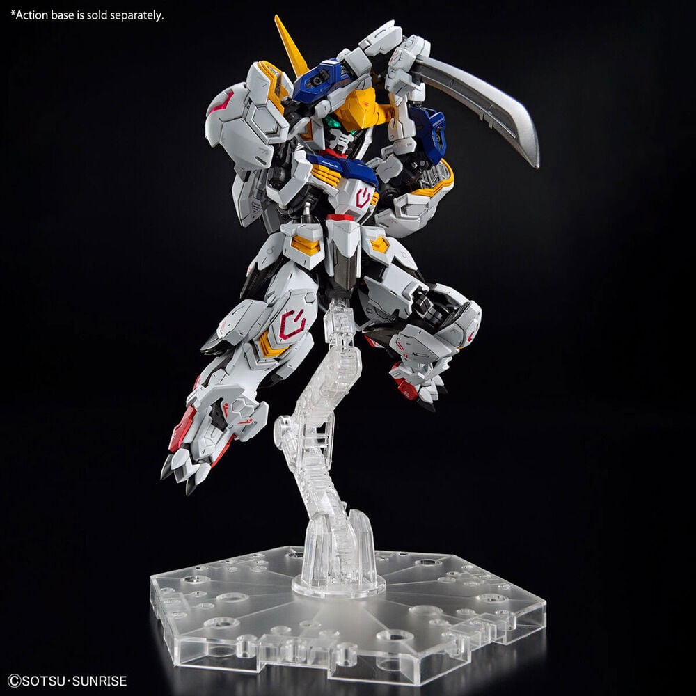 Maqueta MGSD Gundam Barbatos blanca con detalles azules y amarillos