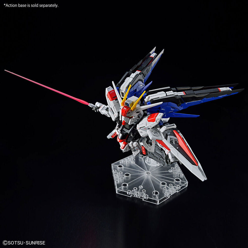 Maqueta MGSD ZGMF-X10A Freedom Gundam en blanco, azul y rojo - 12