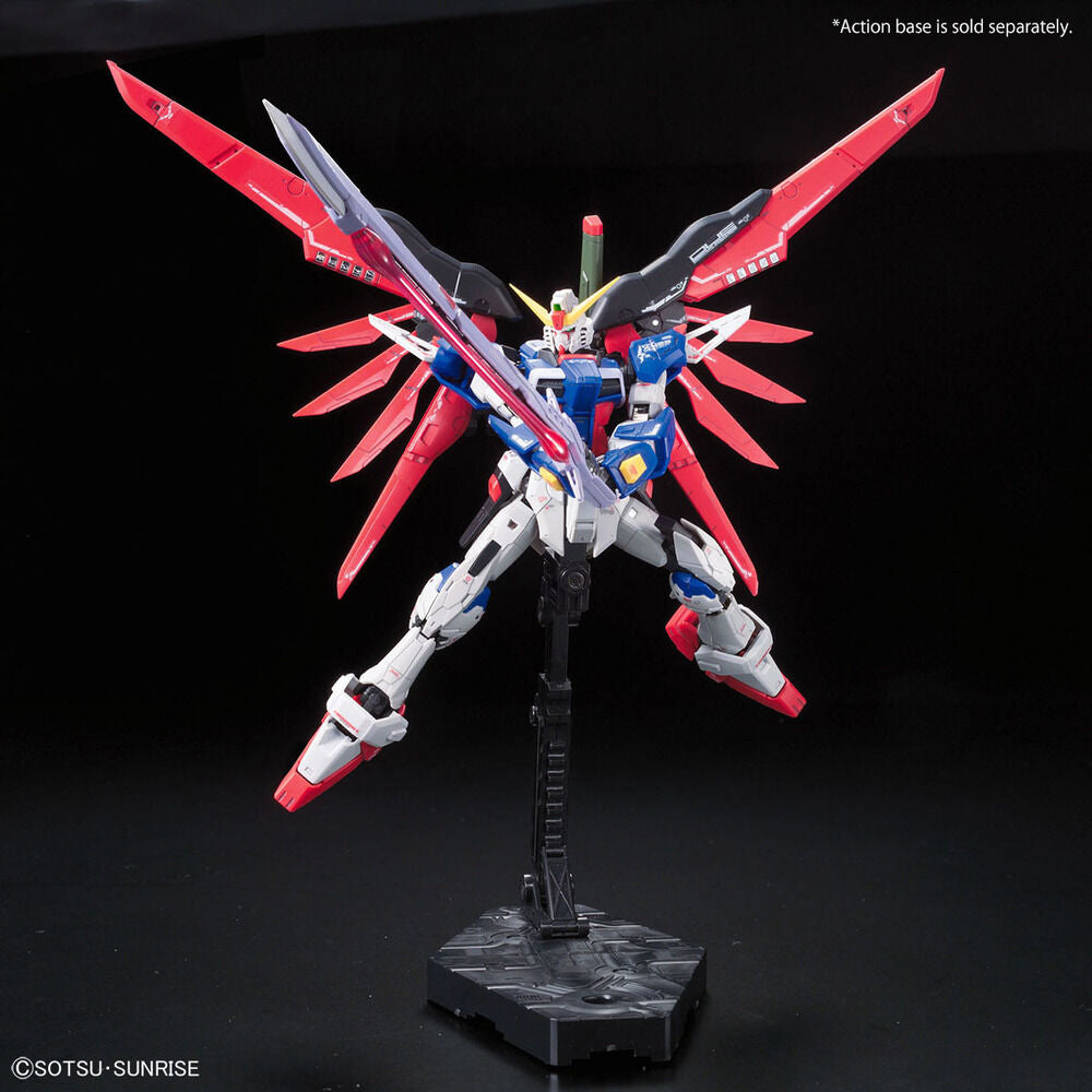 Maqueta RG 1/144 Destiny Gundam de BANDAI HOBBY en rojo, blanco y azul - 7