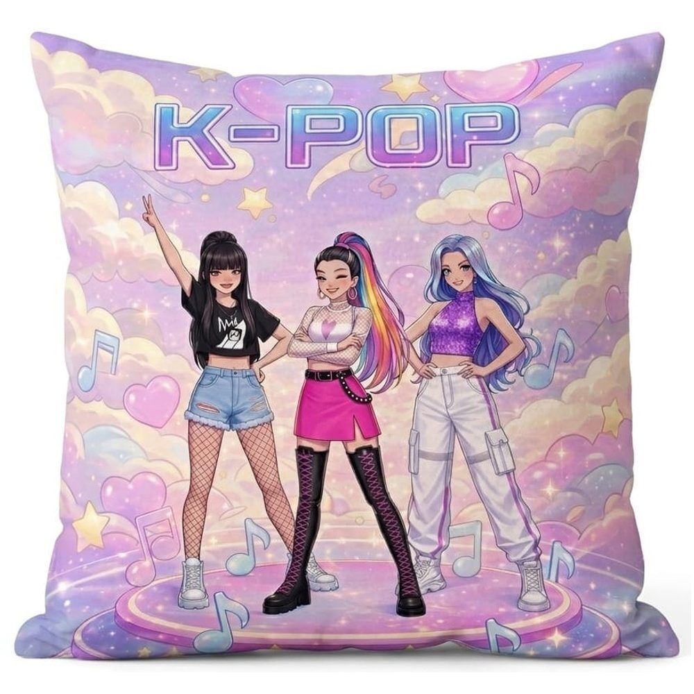 Cojín K-Pop de microfibra con tres personajes ilustrados y notas musicales