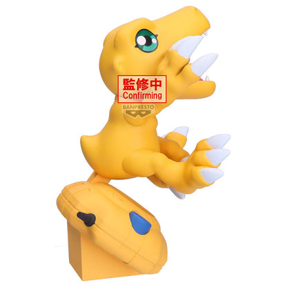 Figura de Agumon de Digimon Adventure sobre base inspirada en un Digivice - 2