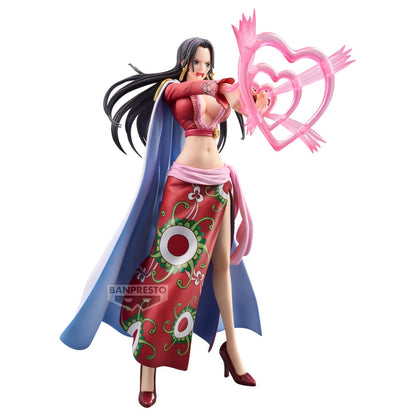 Figura de Boa Hancock de One Piece con efecto de corazones rosas - 4