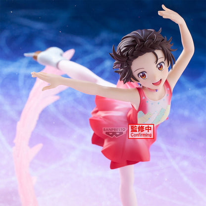Figura de Inori Yuitsuka de BANPRESTO patinando sobre una base rosa - 4