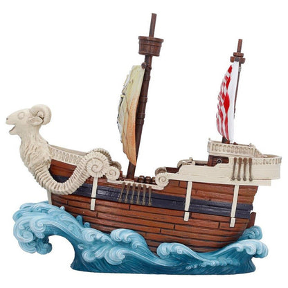 Barco Going Merry de One Piece con velas y base de olas - 3